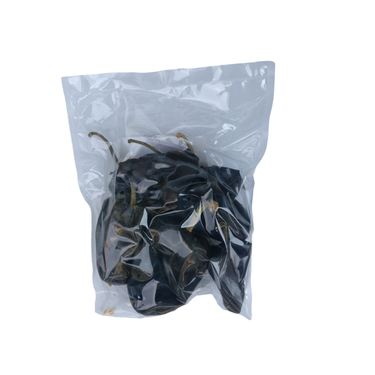 Dried Black Mexican Peppers for cooking